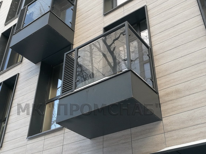 Огр.балкона(Ст3)1200х1000/поручень 40х40х1,5/стойка 40х40х1,5/поликарбонат