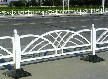 Огр. пеш.(Ст3) 900х2700/каркас 40х40х1,5/стойка 60х60х2,0/заполнение 20х20х1,5