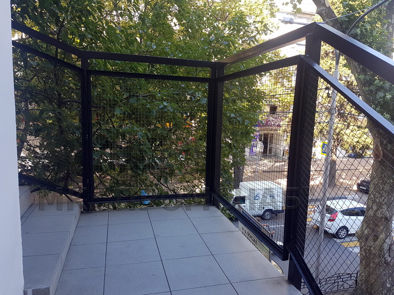 ОГЛ(Ст3)1200х1200/поручень 40х40х1,5/стойка 40х40х1,5/рамка У30х3,0/сетка 20х20